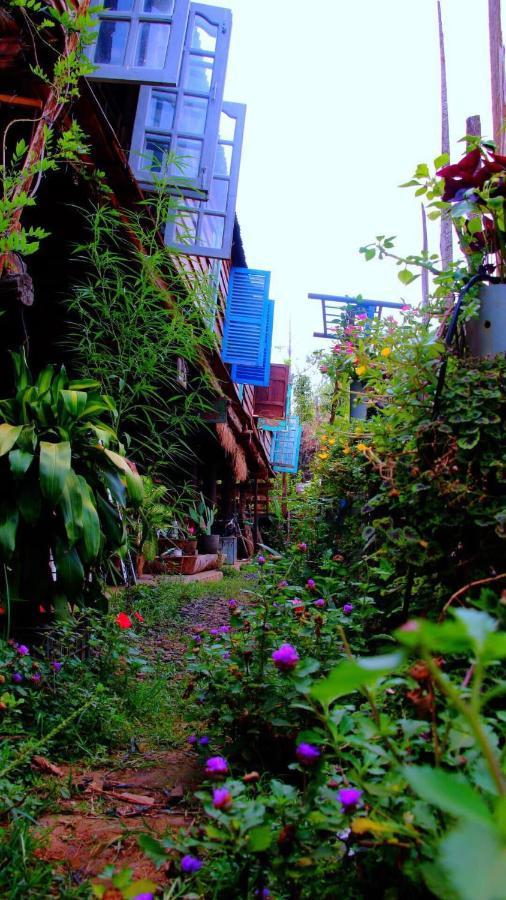 Montagnards Home Farm - Cà Phê Nhà Sàn Đắk Mil Duc Lap Esterno foto